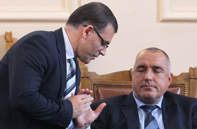 Дянков уволнен, Дончев става министър на финансите