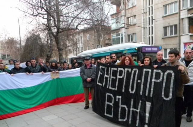 Протестиращите във Велико Търново: Оставката на правителството няма да ни откаже от протестите