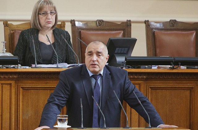 Оставката на Борисов мобилизира до крайност привържениците му