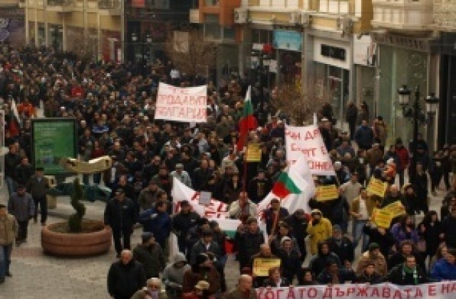 И студентите се включват в неделния протест