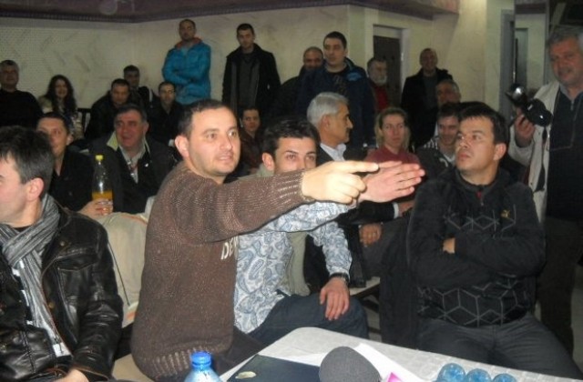 Срещата в Сливен излезе с искане за формиране на програмно правителство, не искат предсрочни избори
