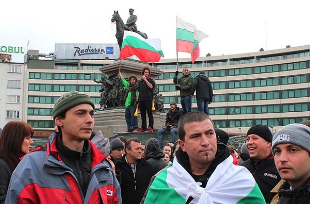 Водач на протестите в България е бедността