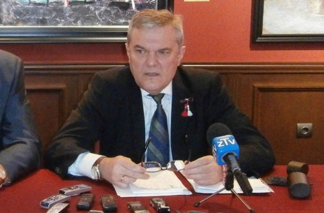 Румен Петков обвини Кристалина Георгиева и Лиляна Павлова в липса на морал