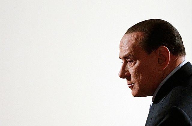 Италианската прокуратура поиска Берлускони да се яви в съда