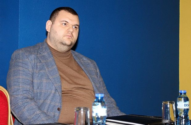ВСС освободи Делян Пеевски като следовател