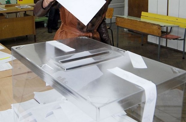Отпускат допълнително 210 000 лева за организацията на изборите в чужбина