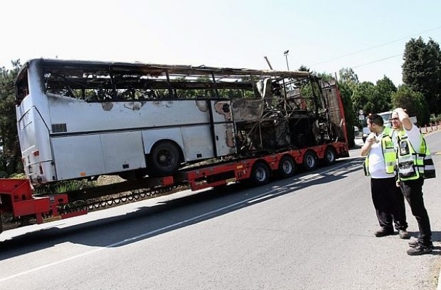 Следователи ще повторят взрива от атентата на летище Бургас край Ихтиман