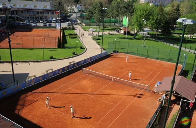 Синът на Йордан Йовчев с победа на тенис турнира в Добрич
