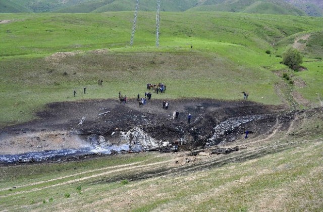 Американски самолет-цистерна се разби в Киргизстан