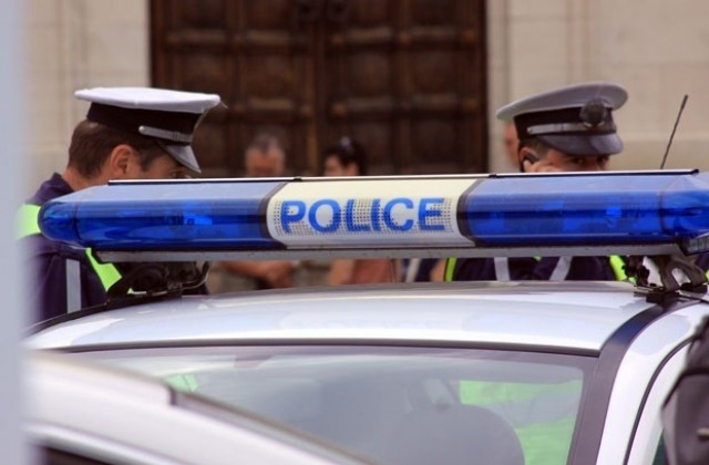 Над 370 полицаи охраняват избирателните секции в Шуменско