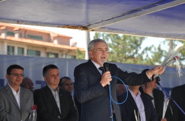 Икономическият геноцид на Борисов в Кърджали прогони 10 000 ДПС-избиратели, твърди Местан