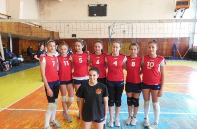 Волейболните Велбъжд и ЦСКА разделиха 5- 6 място на финалите при момичета до 15 г.