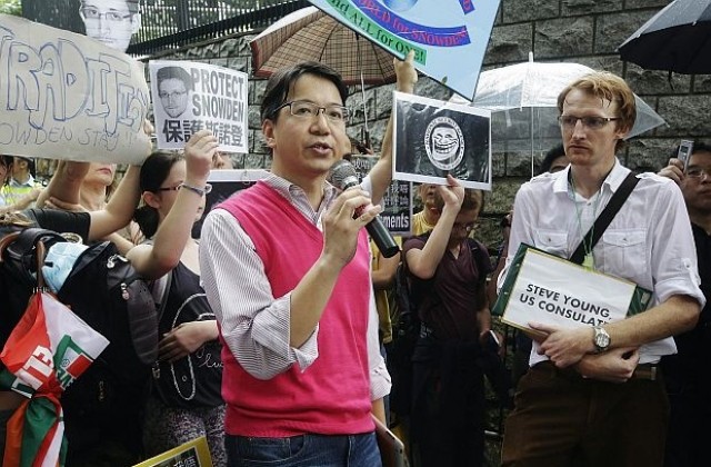 Уикилийкс съдействал на Сноудън да напусне Хонконг
