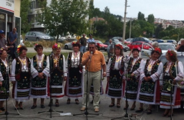 С еньовденски билки пожелаха успех на Куликов  на изборите за кмет на Варна