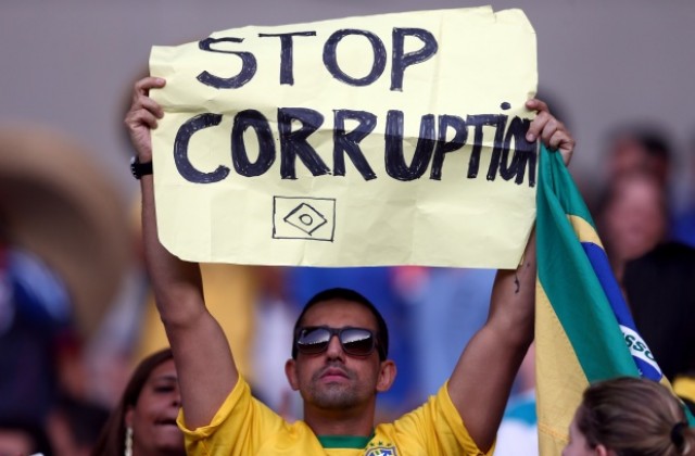 Избухнаха нови протести в Бразилия