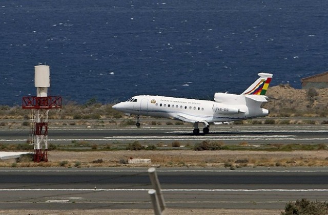 На Испания е било казано, че Сноудън е в самолета на боливийския президент