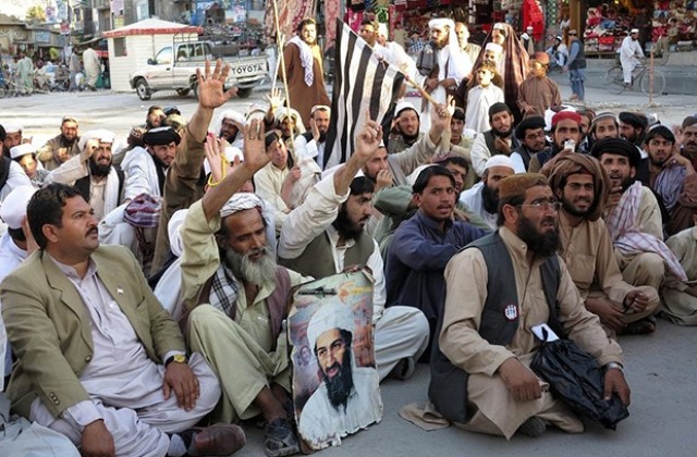 Бин Ладен живял незабелязано в Пакистан девет години