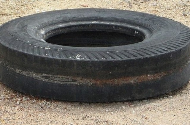 Глоба до 20 000 за  пунктове, които изкупуват метал от изгорени гуми