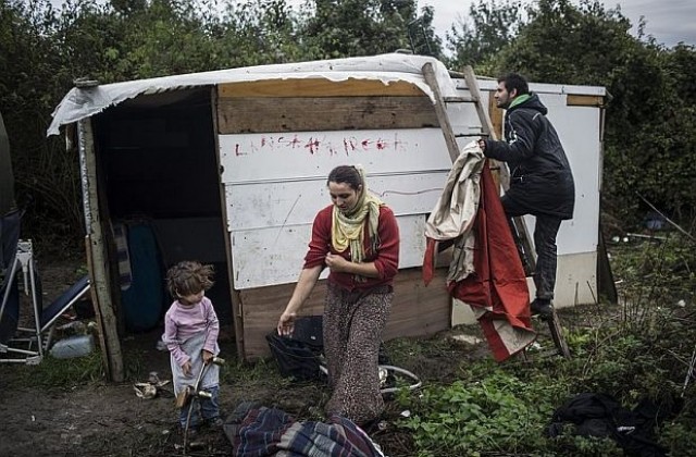 Френски кмет плаши със самоубийство заради роми