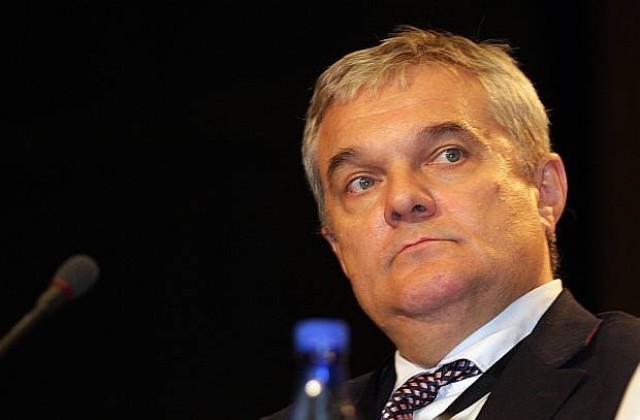 Румен Петков: Парламентът да спре продажбата на печатницата на БНБ