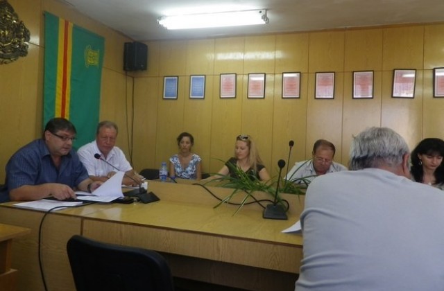 Извънредна сесия на Общински съвет Болярово се проведе днес