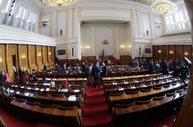 Орешарски: ГЕРБ не са убедени в мотивите си за вота на недоверие