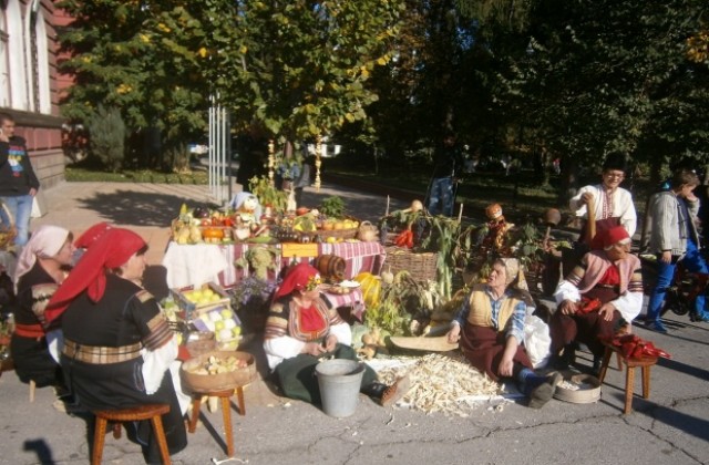 2 дни празник на плодородието в Кюстендил