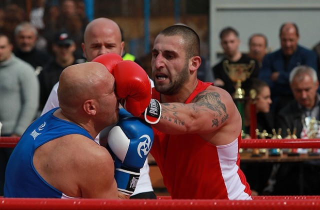 Организираха бокс турнир в Софийския затвор