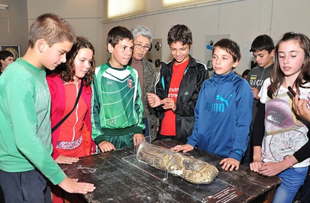 Ученици показаха знания за историческите места във Враца