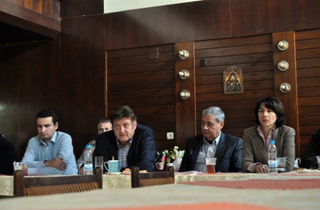 Министър Данов участва в среща-семинар на архитектите от Ямбол и Сливен