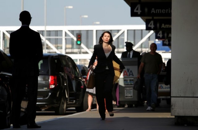 Един загина след стрелба на летището в Лос Анджелис, седем са ранени