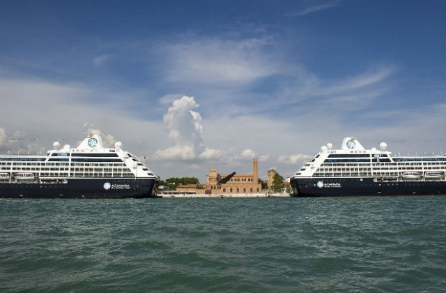 Ограничават круизните лайнери край Венеция
