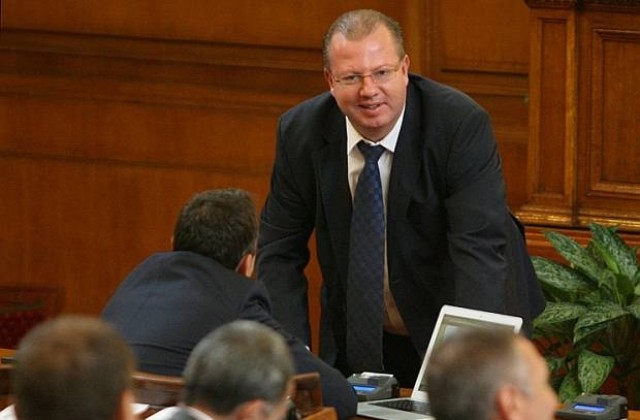 Стефанов: Когато аз бях шеф на НАП, проверявахме доходите на Цветанов за друг период