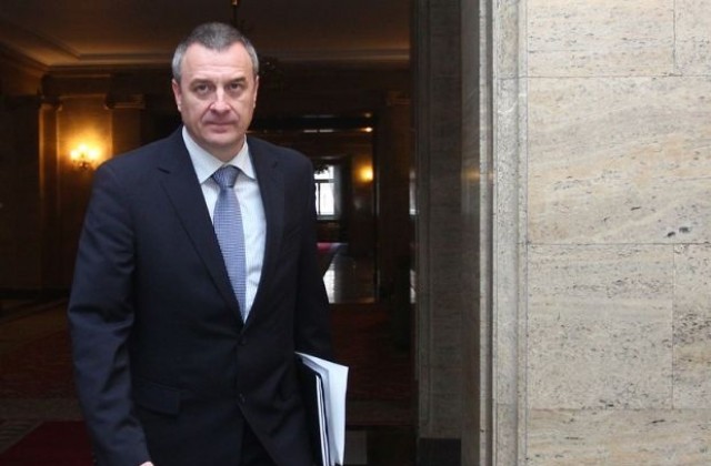 Опозицията поиска изслушване на вътрешния министър Цветлин Йовчев