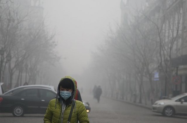 В Китай затвориха училища заради замърсяване на въздуха