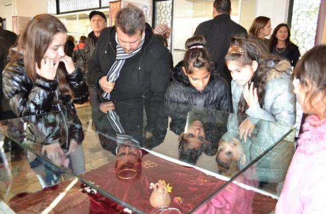 Изложба събра находките от Античния керамичен  център край Павликени