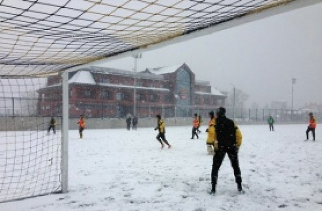 Ботев с тренировка на снега в Коматево