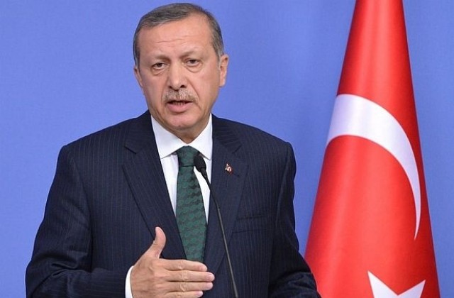 Турският премиер обяви промените в правителството си