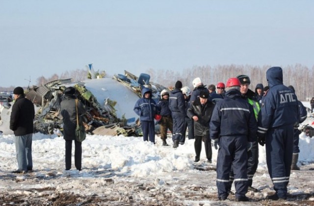 Товарен самолет се разби в Сибир, деветима загинаха