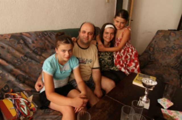 Между 70 и 100 семейства в България практикуват „домашно образование”