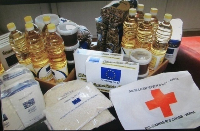 Четири социални заведения получават хранителни продукти от БЧК в Болярово