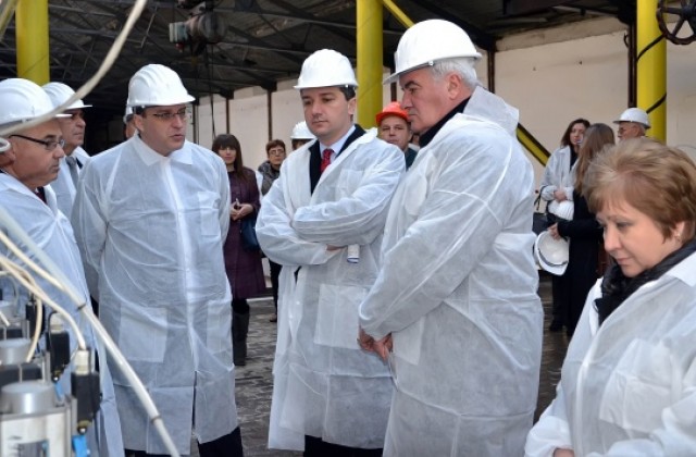 Министър Стойнев: Държавата обявява война на сивия сектор