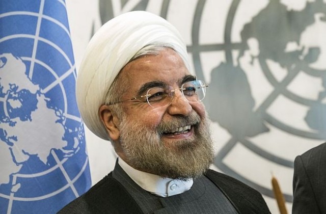 Вариантът с военен удар срещу Иран е илюзия, заяви Хасан Рохани