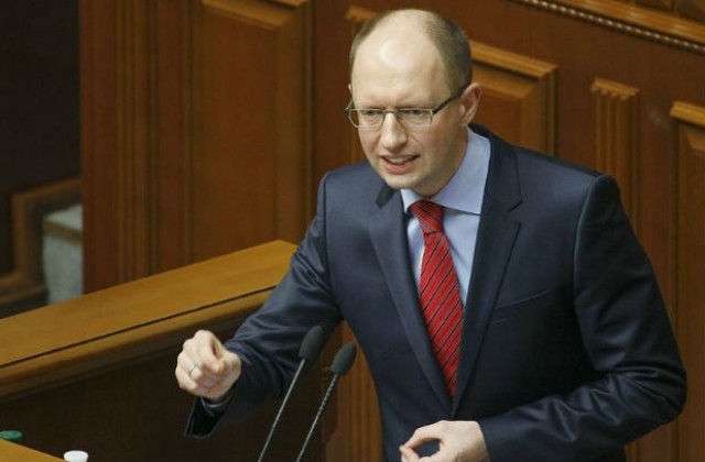 Арсений Яценюк оглави правителството на Украйна