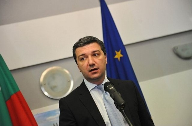 Министър Стойнев идва на работно посещение в региона