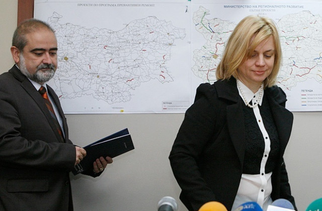 Министър Десислава Терзиева инспектира обходния път на Враца