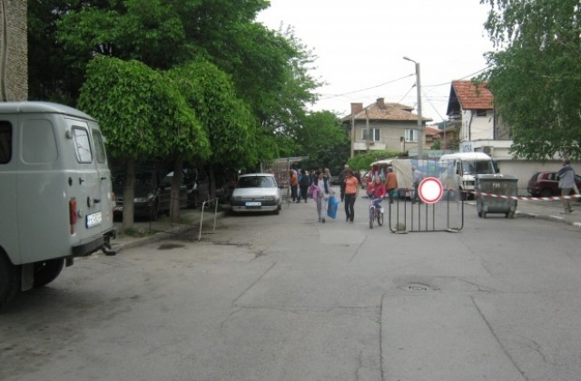 Затвориха по- рано две улици в Дупница за Умни петък