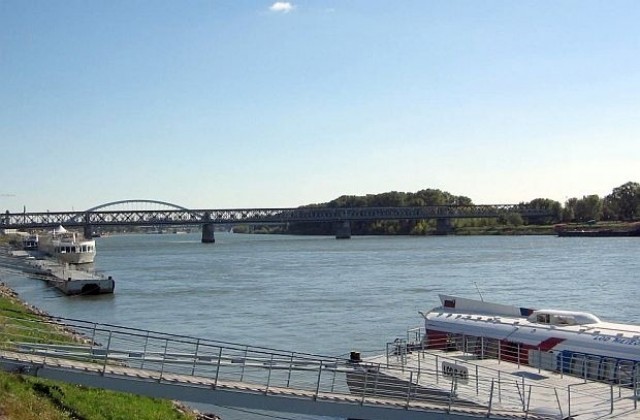 33 критични зони по р. Дунав при ниски води