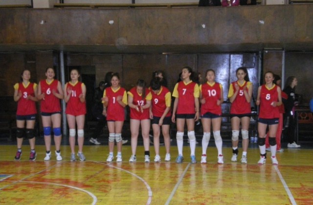 Волейболният Велбъжд класира за финалите и отборът- девойки младша възраст