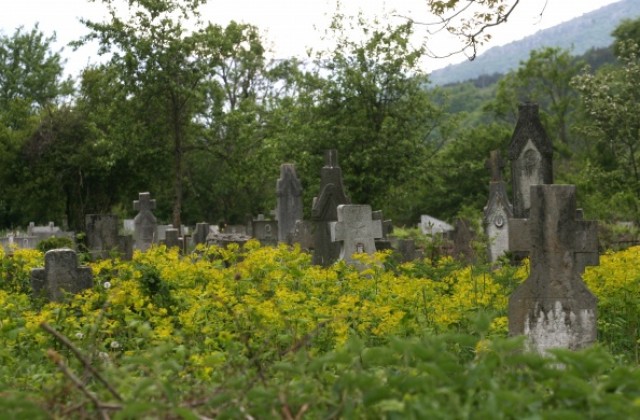 Варна пак остава без места за покойници